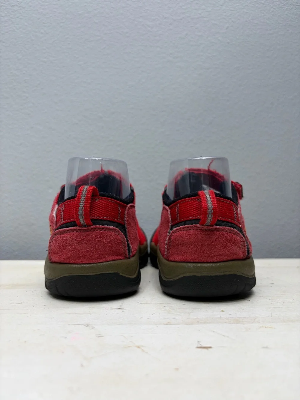 Keen red newport